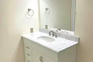 92 Catherine Ct, Levittown, PA 19057 - Photo 20