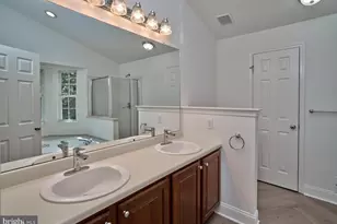28 Heritage Hills Dr, Washington Crossing, PA 18977 - Photo 20