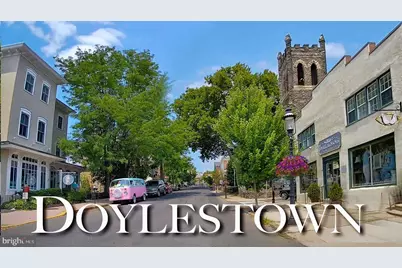 121 W Oakland Avenue, Doylestown, PA 18901 - Photo 2