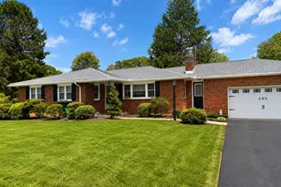 101 Park Dr, Doylestown, PA 18901 - Photo 1