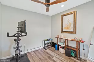 16 Canoebirch Rd, Levittown, PA 19057 - Photo 16