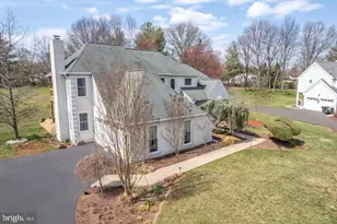56 W Windrose Dr, Richboro, PA 18954 - Photo 2