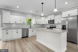 2264 Bowman Ave, Bensalem, PA 19020 - Photo 2