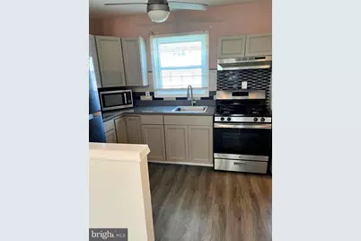 5619 Mitchell Road, Levittown, PA 19057 - Photo 12