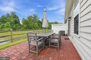 240 E Mission Ln Ln E, Levittown, PA 19054 - Photo 30