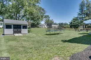 327 Lenape Ln, Chalfont, PA 18914 - Photo 38