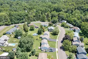 327 Lenape Ln, Chalfont, PA 18914 - Photo 44