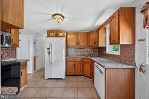 20 Lawndale Dr, Yardley, PA 19067 - Photo 12