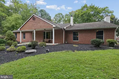 1373 Oxford Valley Road, Yardley, PA 19067 - Photo 4