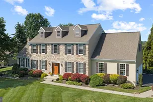 3821 Fountain Cir, Fountainville, PA 18923 - Photo 2