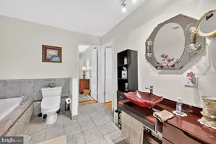 335 Fox Hollow Dr, Feasterville-Trevose, PA 19053 - Photo 20