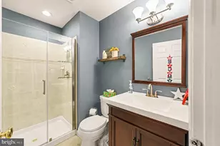203 Crittenden Dr, Newtown, PA 18940 - Photo 30