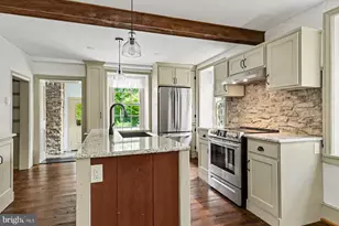 1067 W Thatcher Rd, Quakertown, PA 18951 - Photo 6