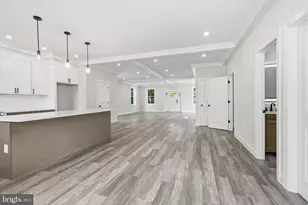 433 Walnut Ave, Feasterville-Trevose, PA 19053 - Photo 6