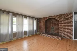 38 Candle Rd, Levittown, PA 19057 - Photo 8