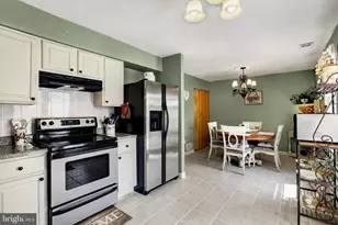 5759 Cavalier Ct, Bensalem, PA 19020 - Photo 10