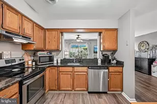 184 Victoria Ct, Doylestown, PA 18901 - Photo 8