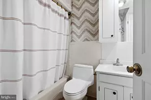 139 Northpark Dr, Levittown, PA 19054 - Photo 14