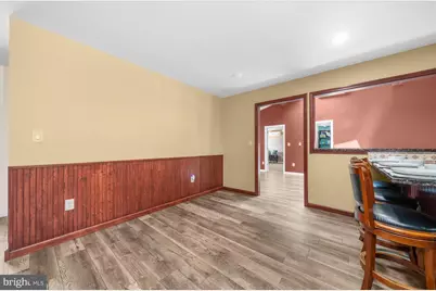 220 Willow Drive, Levittown, PA 19054 - Photo 18