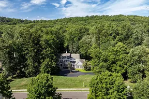 48 Woodside Ln, New Hope, PA 18938 - Photo 2