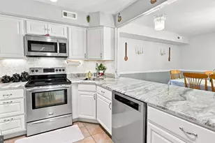 988 Gates Pl, Warminster, PA 18974 - Photo 8