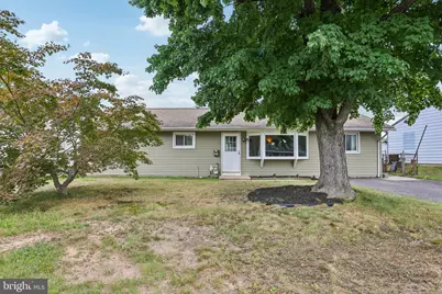 807 Eldridge, Fairless Hills, PA 19030 - Photo 2