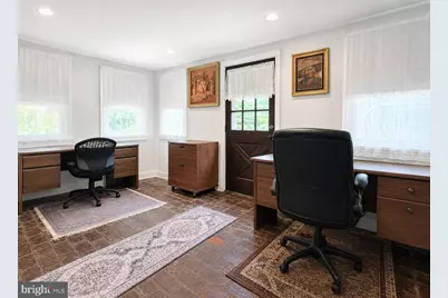 10 W Butler Avenue, Doylestown, PA 18901 - Photo 28