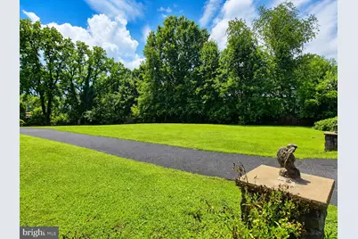 10 W Butler Avenue, Doylestown, PA 18901 - Photo 4