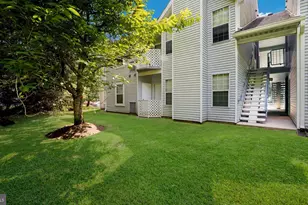 907 Diamond Dr, Newtown, PA 18940 - Photo 24