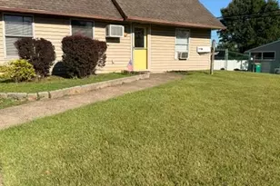 6 Canna Rd, Levittown, PA 19057 - Photo 2