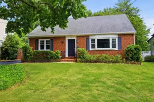 730 N Lafayette Ave, Morrisville, PA 19067 - Photo 1
