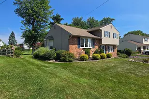 425 Silver Ave, Southampton, PA 18966 - Photo 10