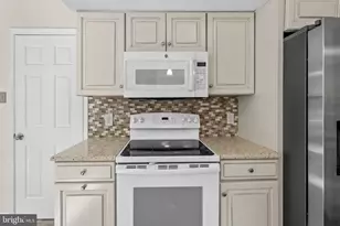 14 Greenway Cir, Fairless Hills, PA 19030 - Photo 22
