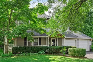 14 Greenway Cir, Fairless Hills, PA 19030 - Photo 2