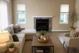 612 Mews Dr, Sellersville, PA 18960 - Photo 2