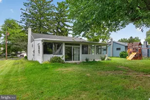 336 Beech St, Warminster, PA 18974 - Photo 10