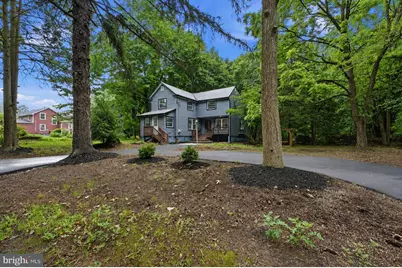 227 W Ferry Road, Yardley, PA 19067 - Photo 2