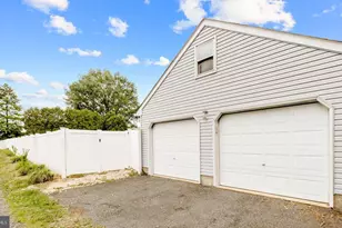 106 1st Ave, Richlandtown, PA 18955 - Photo 4