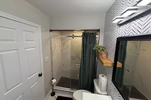 126 Goldengate Rd, Levittown, PA 19057 - Photo 40