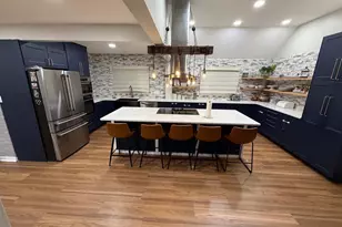 126 Goldengate Rd, Levittown, PA 19057 - Photo 8