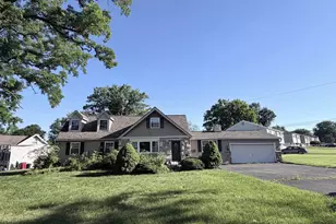 213 Luff Ln, Warminster, PA 18974 - Photo 1
