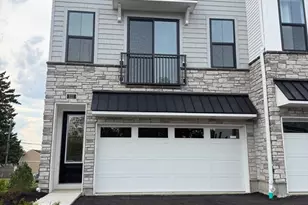 111 Brianna Ct, Chalfont, PA 18914 - Photo 2