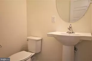 61 Becker Dr, Chalfont, PA 18914 - Photo 30