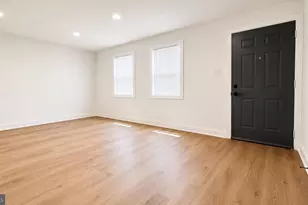 2420 Liberator St, Levittown, PA 19057 - Photo 8