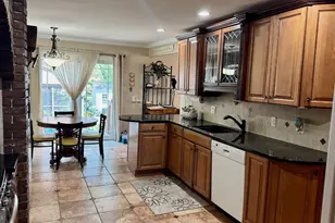 349 Rettop Pl, Warminster, PA 18974 - Photo 2