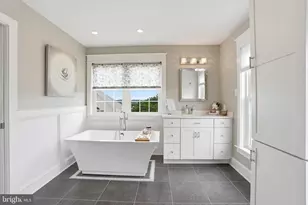 5266 Windtree Dr, Doylestown, PA 18902 - Photo 18