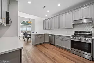 10 Bartons Mill Dr, Washington Crossing, PA 18977 - Photo 14