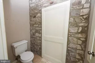 966 Paige Ct, Feasterville-Trevose, PA 19053 - Photo 34