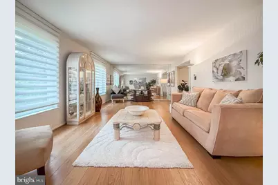 245 Toll Drive, Southampton, PA 18966 - Photo 4