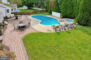 4922 Mead Dr, Doylestown, PA 18902 - Photo 36